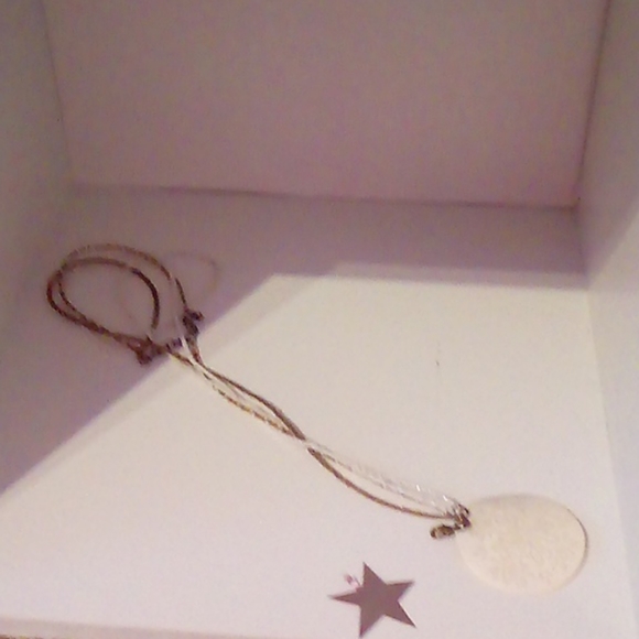 Necklace - Picture 2 of 3